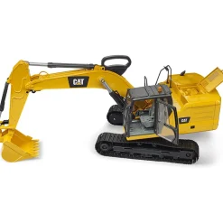 Bruder CAT Excavator 1:16 Scale Vehicle