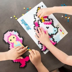 Fat Brain Toys Jixelz Fantasy Friends 700 pc Set