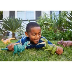Jurassic World Chaos Theory Ceratosaurus Dinosaur Figure
