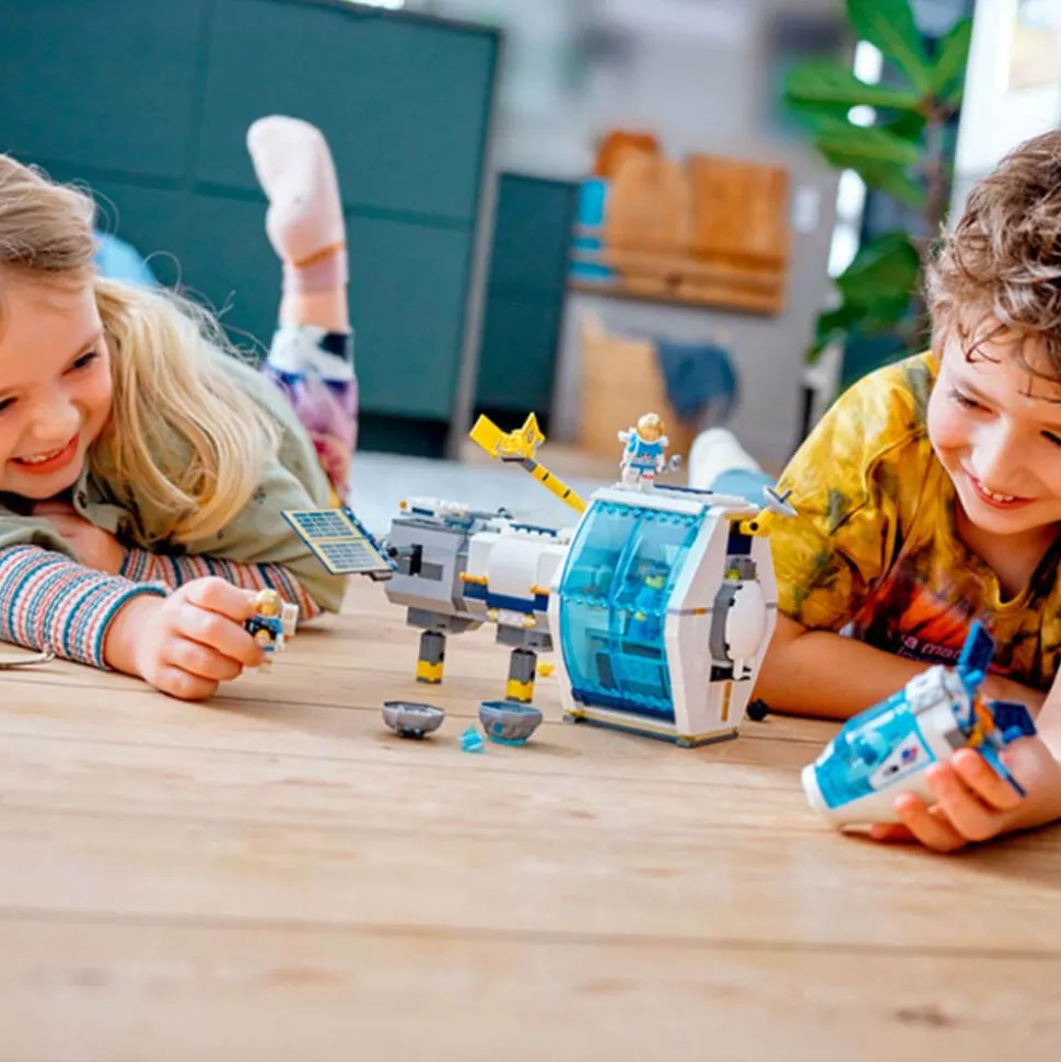 LEGO City Space Lunar Space Station 500 Pc Building Set (60349)