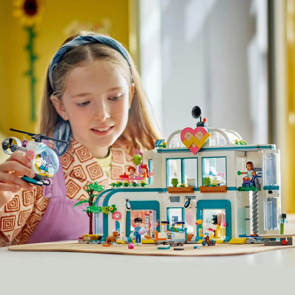 LEGO® Friends Heartlake City Hospital Set 42621