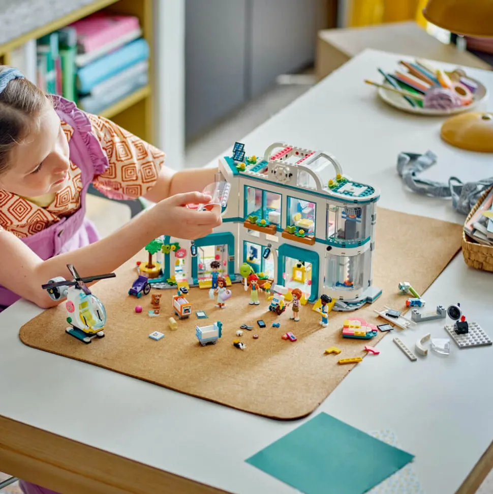 LEGO® Friends Heartlake City Hospital Set 42621