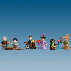 LEGO® Harry Potter Ollivanders&Madam Malkin's Robes 744 Piece Building Set (76439)