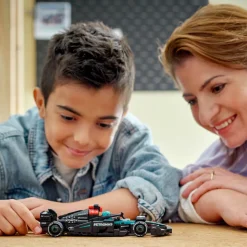 LEGO® Speed Champions F1 Mercedes-AMG F1® W15 Race Car 267 Piece Build