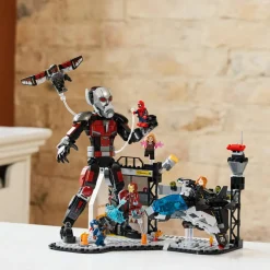 LEGO® Super Heroes Marvel Captain America: Civil War Action Battle Building Kit 76314