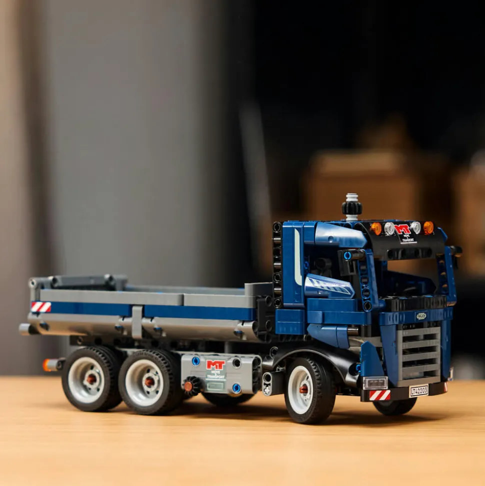 LEGO® Technic Tipping Dump Truck 462 Piece Building Kit (42203)