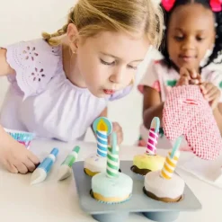 Melissa and Doug Bake and Decorate Wooden Cupcake Play Set