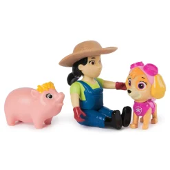 Paw Patrol Skye and Farmer Yumi Figure Playset