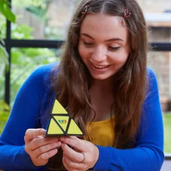 Rubik's Pyramid Puzzle