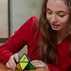 Rubik's Pyramid Puzzle