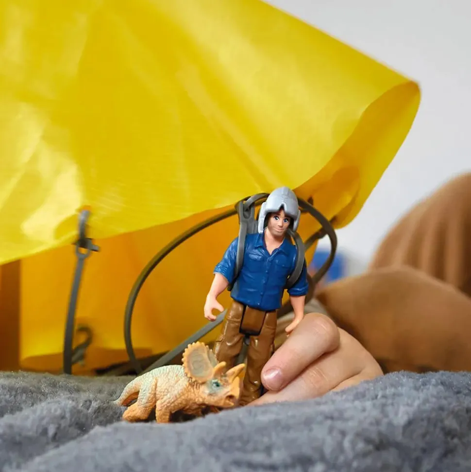 Schleich Dinosaurs Parachute Rescue