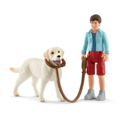 Schleich Farm World Labrador Retriever