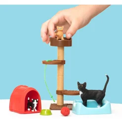 Schleich Farm World Playtime For Cute Cats Playset