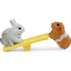 Schleich Farm World Rabbit and Guinea Pig Hutch Playset