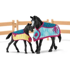 Schleich Horse Club Horse Box with Mare and Foal (42611)