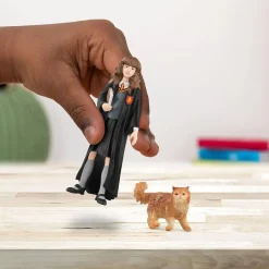 Schleich Wizarding World of Harry Potter Hermione Granger&Crookshank
