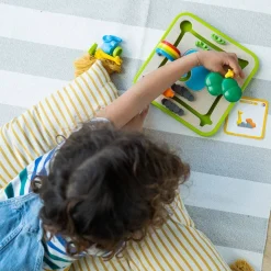 Smart Games Safari Park Jr. Brainteaser Game