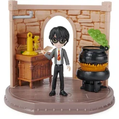 Wizarding World Harry Potter Magical Minis Potions Classroom